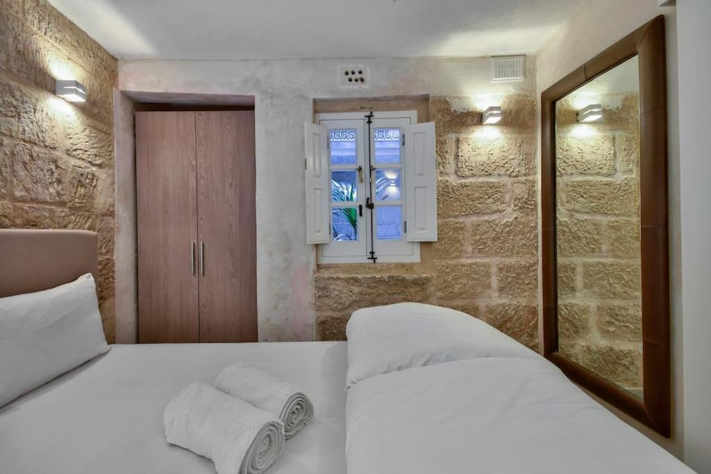 Orangery 101 - Duplex Studio Apartment Valletta Exterior photo