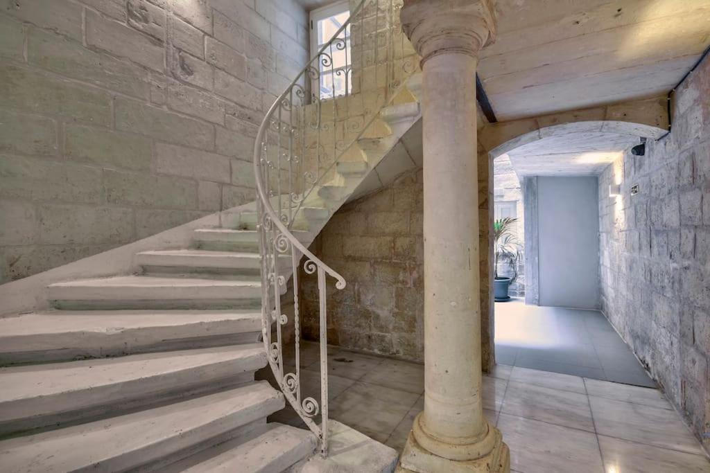 Orangery 101 - Duplex Studio Apartment Valletta Exterior photo